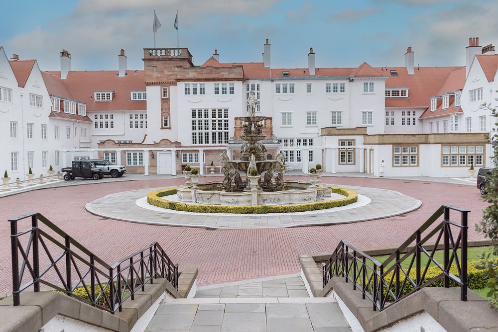 Eliza T Wedding Photography. Wedding Photographer Trump Turnberry Hotel